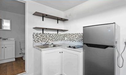 Studio kitchenette